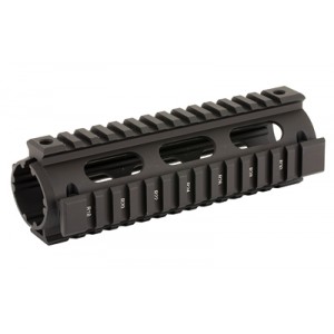 UTG PRO 4/15 CARB QUAD RAIL BLK